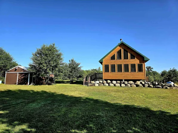 W7058 5th St E, Necedah, WI 54646