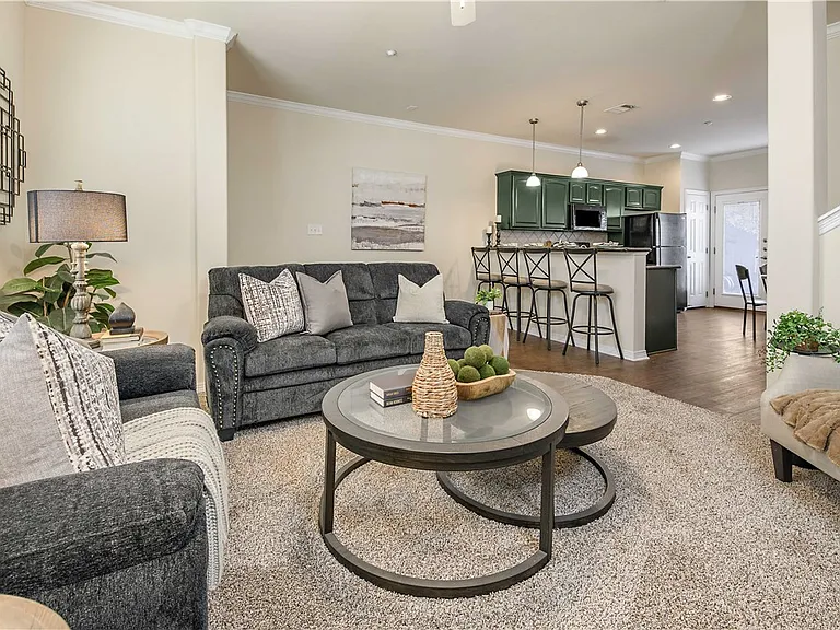 305 Holleman Dr E #102 — Photo 7