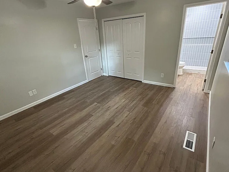 609 Sherwood Dr — Photo 13