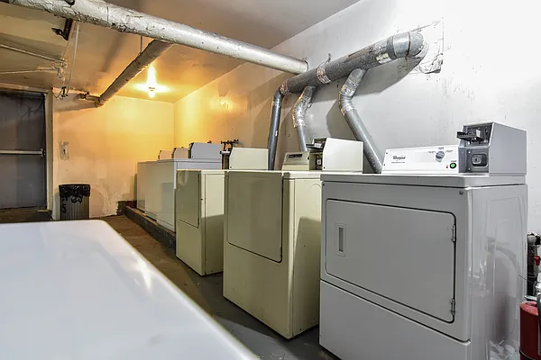 Rented by Bohemia Realty Group | media 9