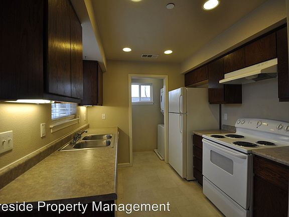5th image of 32 S 20th St APT 4
