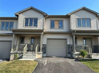 14 Huntingdon Cir, Fredericton, NB E3B0L9
