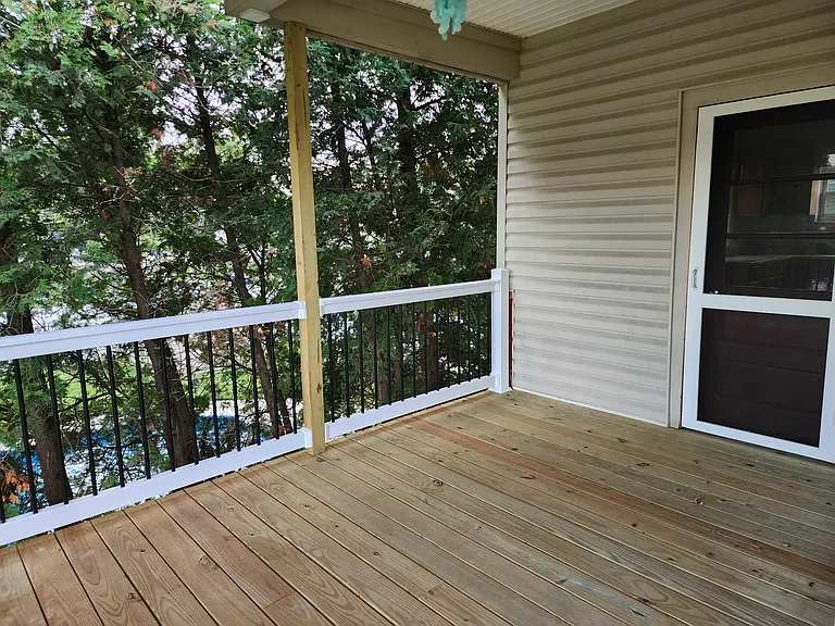 214 Ross Ave — Photo 12