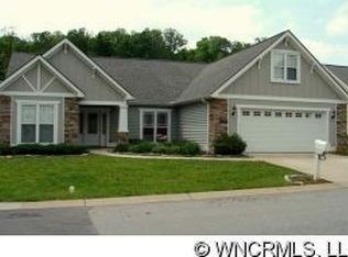 30 Sunview Cir, Arden, NC 28704