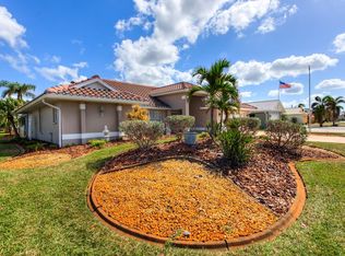 12 Brentwood Ln, Englewood, FL 34223