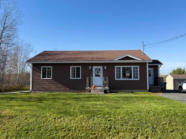 1880 Temperance St, Westville, NS B0K 2A0