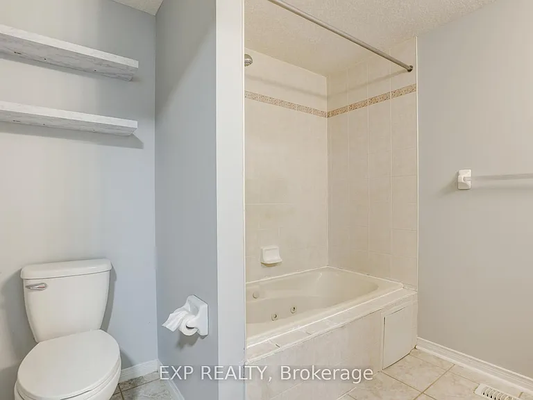 163 Daimler Dr — Photo 31