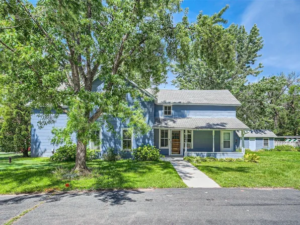 703 Quinnell Ave N, Lakeland, MN 55043