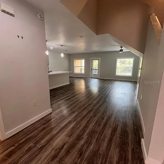 1954 Freedom Dr — Photo 25