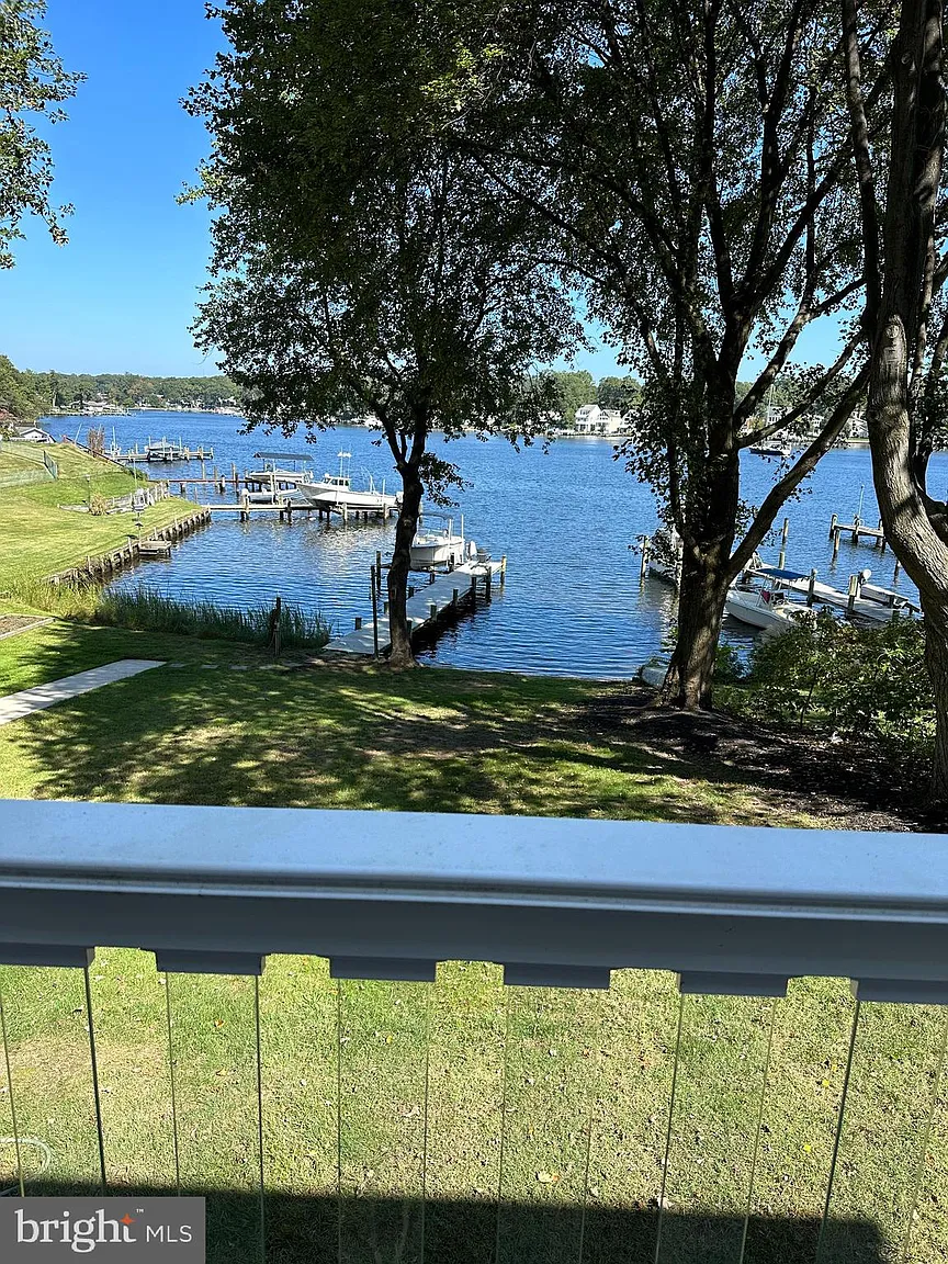 316 North Dr photo 1
