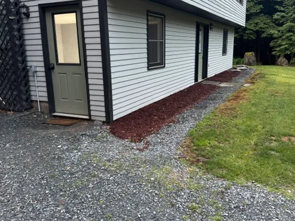 610 Country Land Dr, North Haverhill, NH 03774