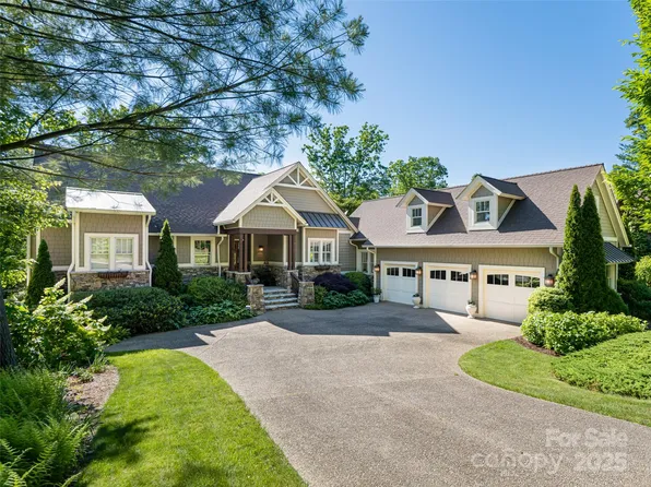 29 Croton Ct, Asheville, NC 28803