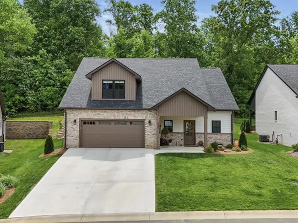 235 Winston Pl, Johnson City, TN 37615