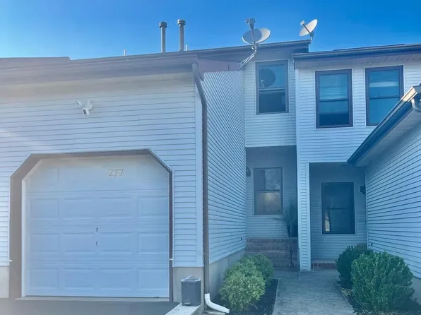 277 Spruce Ct, Flemington, NJ 08822