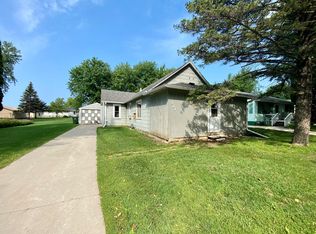 801 Pershing Blvd, Worthington, MN 56187