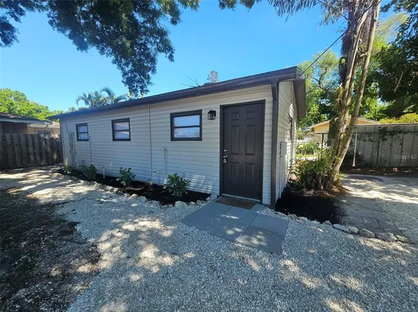 2403 21st Ave W, Bradenton, FL 34205