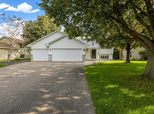 169 Foxglove Ln, Shakopee, MN 55379