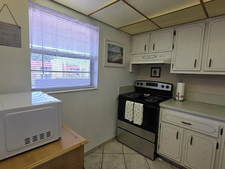 2900 NW 46th Ave #213 — Photo 8
