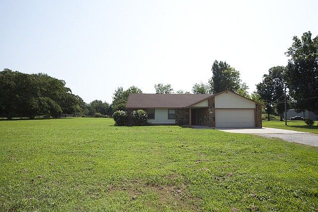 Huge front yard