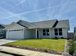 181 Ridge View Ct, Fortuna, CA 95540