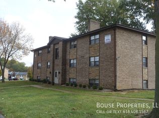 2700 West Blvd APT 3, Belleville, IL 62221