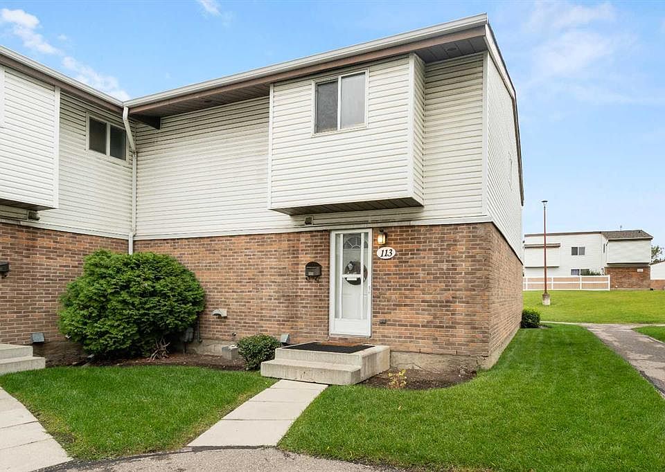 1st image of 5103 S 35th Ave SW #113