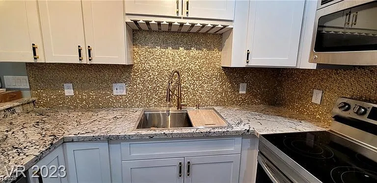 4300 N Lamont St #207 — Photo 10