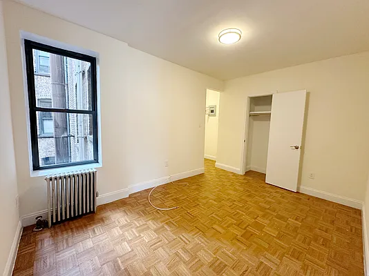 Rented by City Connections Realty | media 11