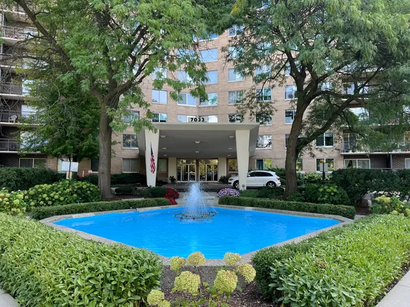 7033 N Kedzie Ave APT 1713, Chicago, IL 60645