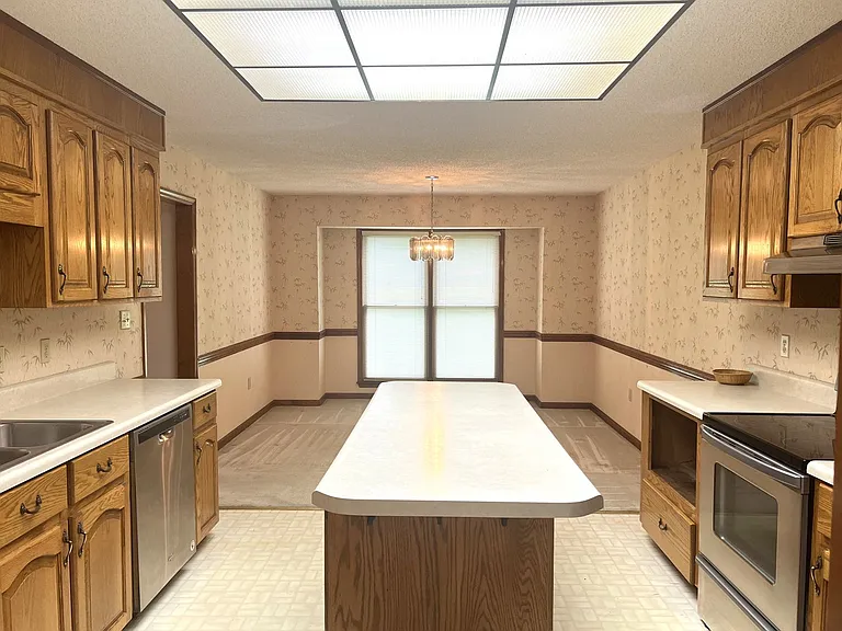 178 Woodard Rd — Photo 19