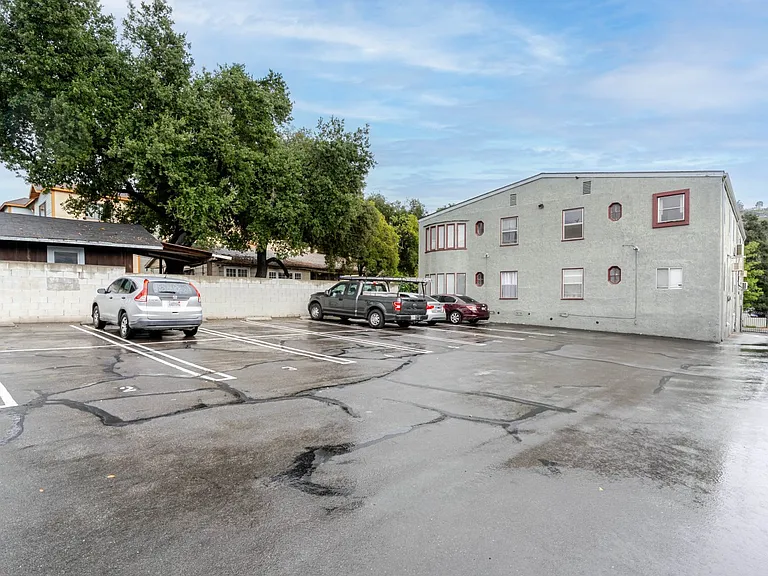 7137 Greeley St #7 — Photo 16