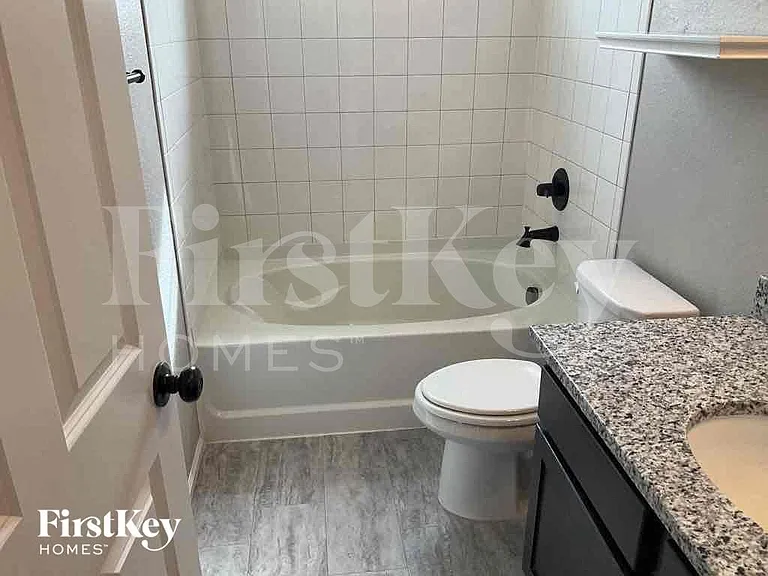 17985 E 107th Pl — Photo 19