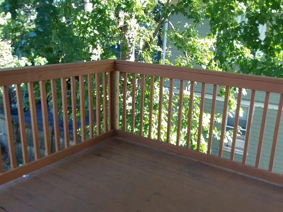 2nd image of 706 Wood Ave
