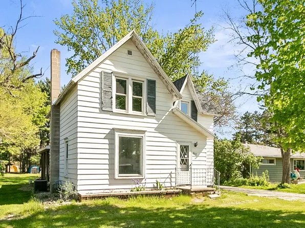 412 W Chestnut St, Pardeeville, WI 53954