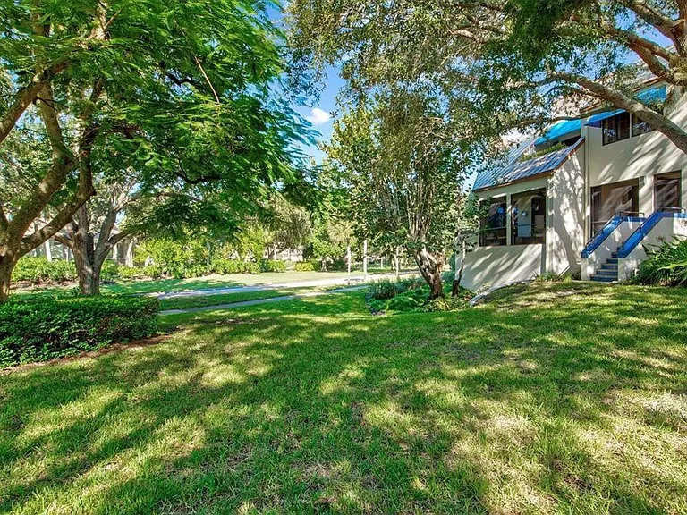 1926 Harbourside Dr — Photo 64