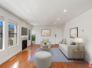 4238 Whitsett Ave APT 201, Studio City, CA 91604