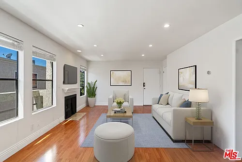 4238 Whitsett Ave #201 Photo 1