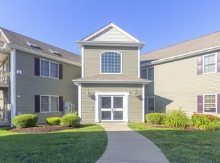 215 Longmeadow Rd UNIT 402, Taunton, MA 02780