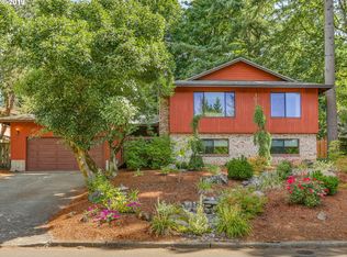 10132 SE 99th Dr, Happy Valley, OR 97086