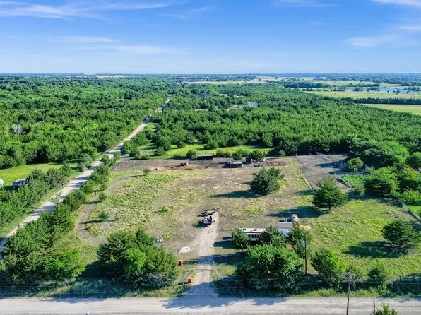 1045 County Road 4915, Leonard, TX 75452