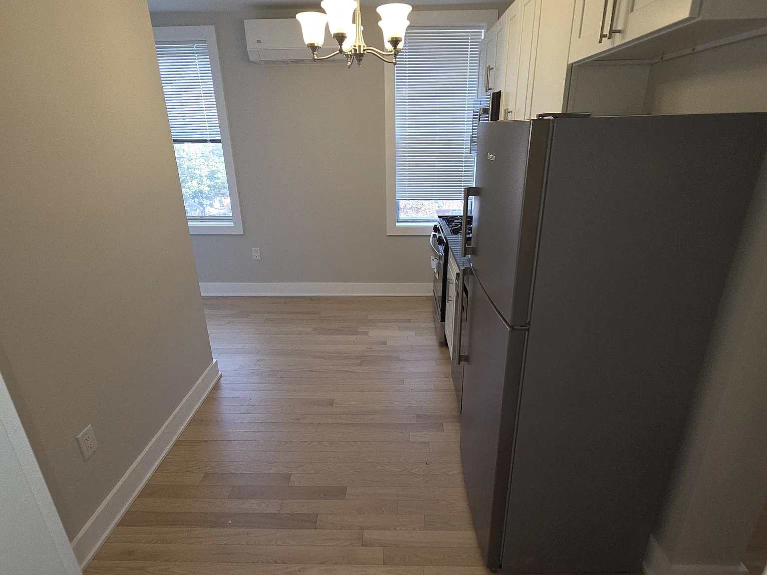 1 bed, 431 sqft, $2,095 — Photo 2