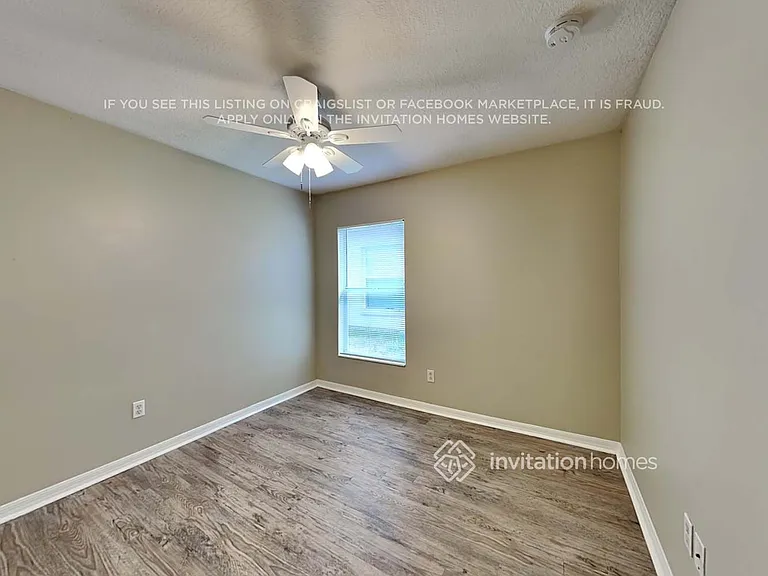 10327 Avelar Ridge Dr — Photo 12