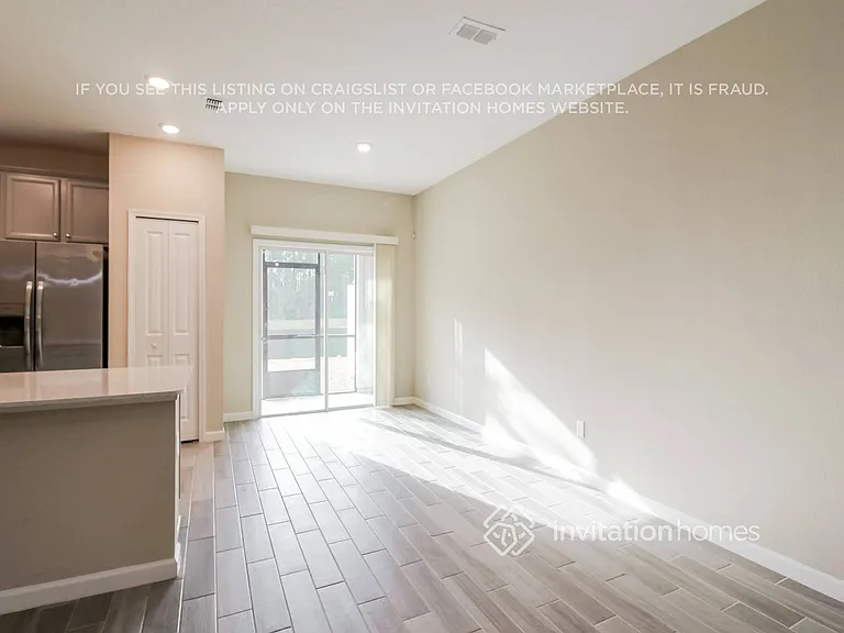 13290 Shore Grass Dr — Photo 8