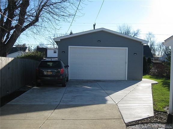 4th image of 123 McConkey Dr