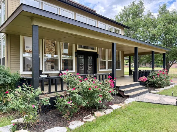 131 San Felipe Dr, Gun Barrel City, TX 75156