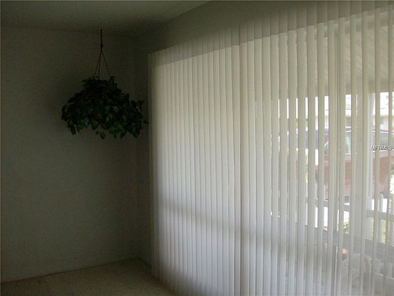 4th image of 706 Desert Hills Way