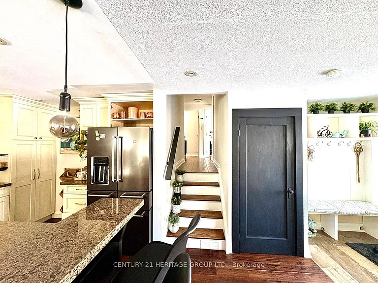 22 Cedar Cres #MAIN — Photo 24