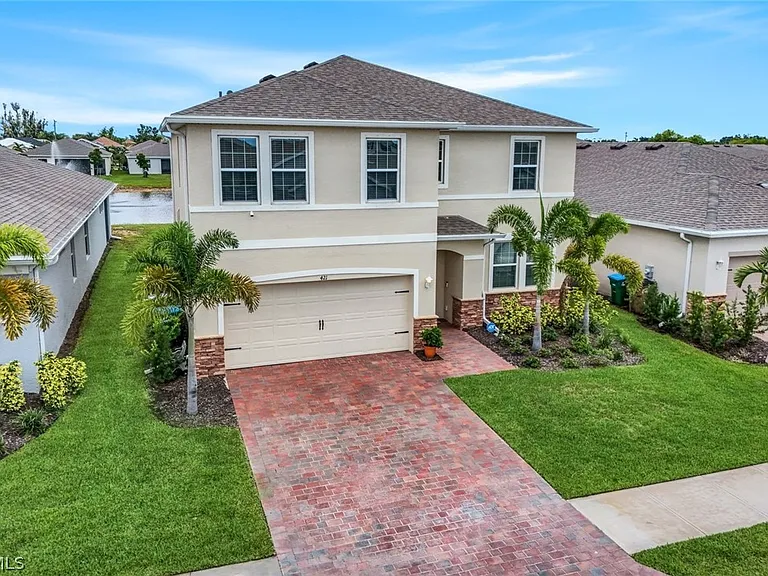 421 Coral Reef Pl — Photo 33