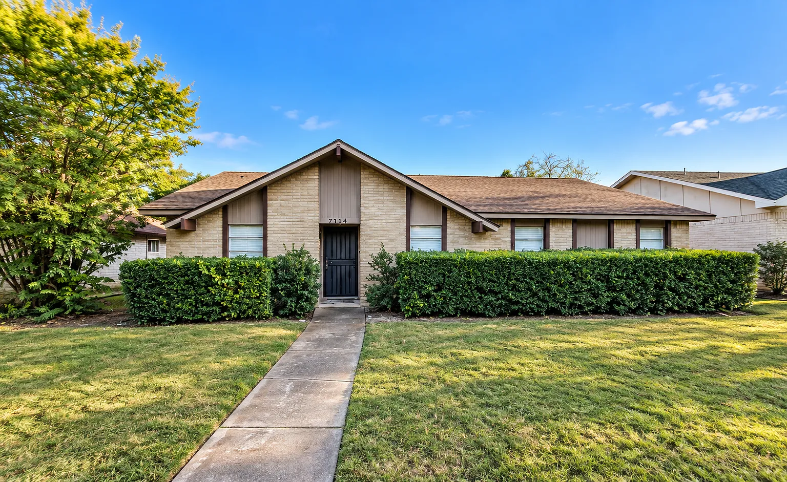4 bed, 1680 sqft, $2,100 — Photo 1