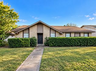 7114 Chinaberry Rd, Dallas, TX 75249